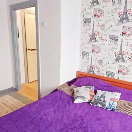 Apartment On Vadim Hetman Street 38 - Industrial Bridge Kyiv Exterior photo